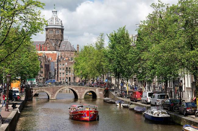 Amsterdam - where to stay in Europe